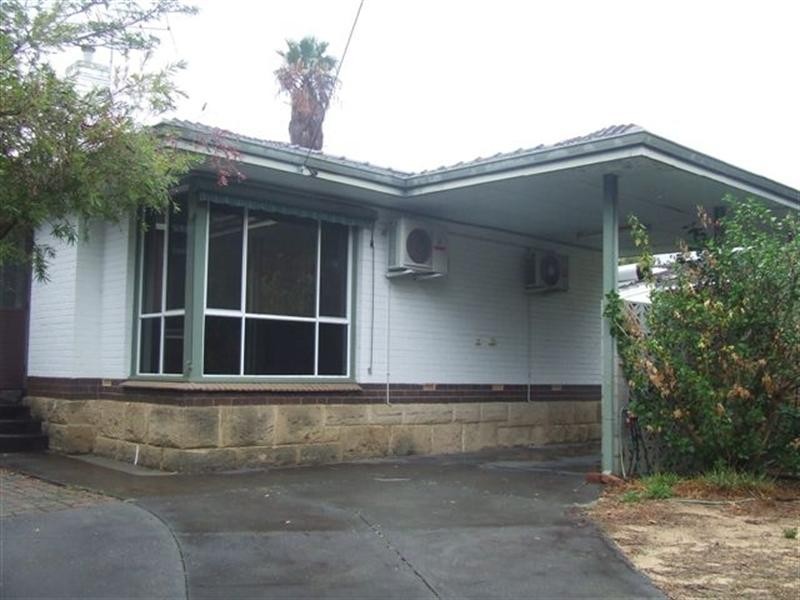 208 Streich Avenue, Armadale WA 6112