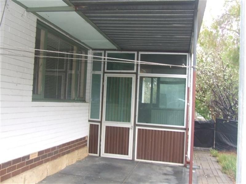 208 Streich Avenue, Armadale WA 6112