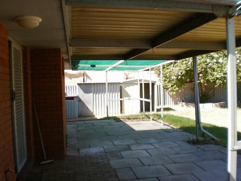 27 Kootingal Road, Armadale WA 6112