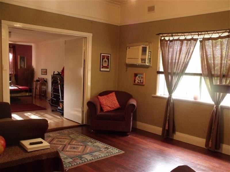 30 Third Avenue, Kelmscott WA 6111