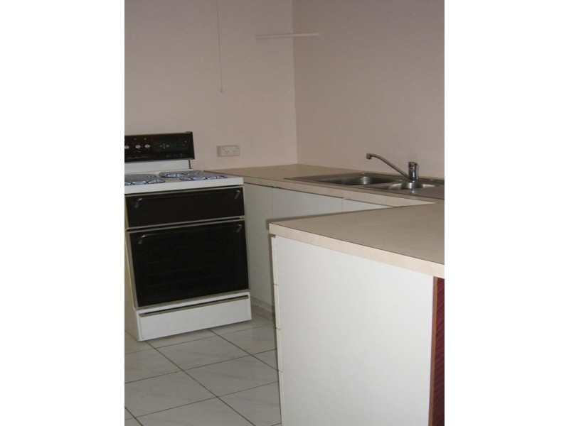28 Station Street, Martin WA 6110