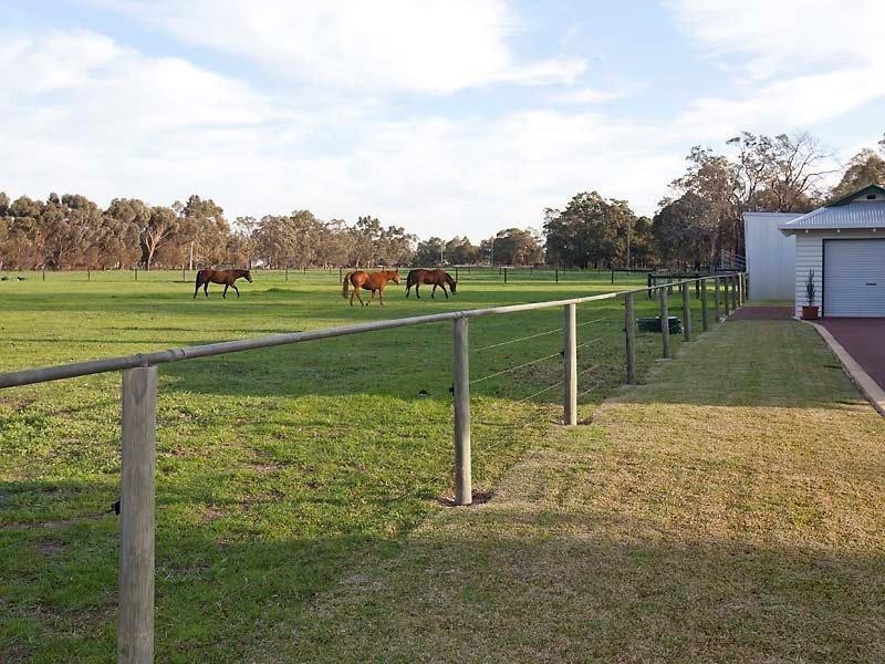1 Roman Road, Mundijong WA 6123