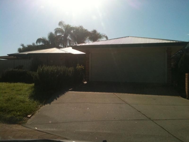 71 Seminole Gardens, Seville Grove WA 6112