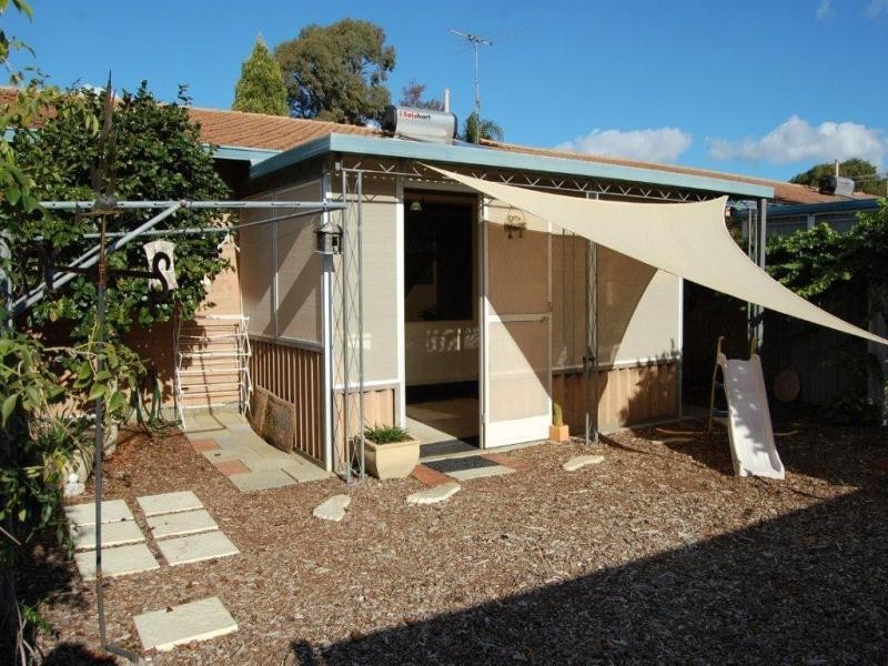 10/88 Church Avenue, Armadale WA 6112