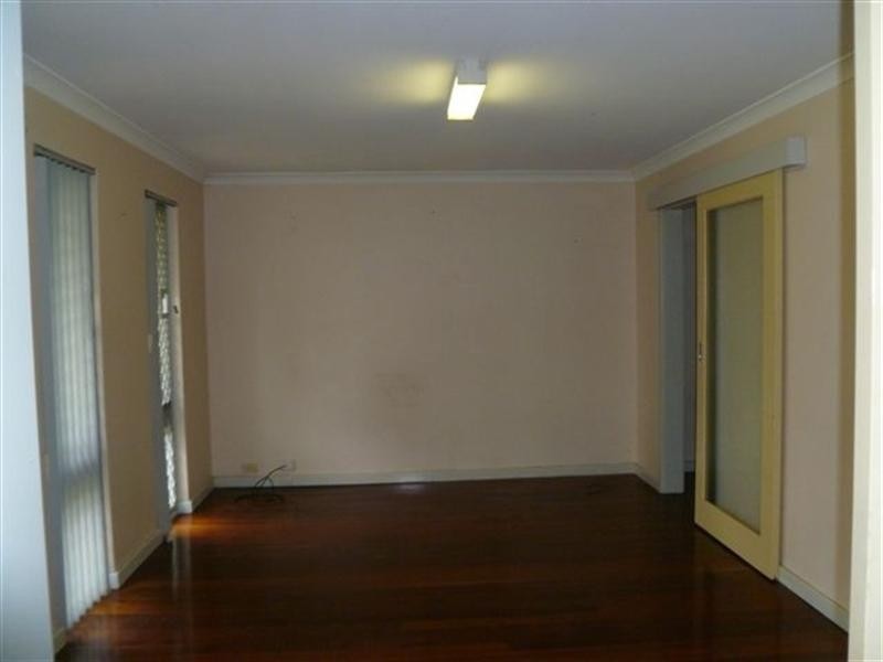 16 Devonshire Terrace, Armadale WA 6112