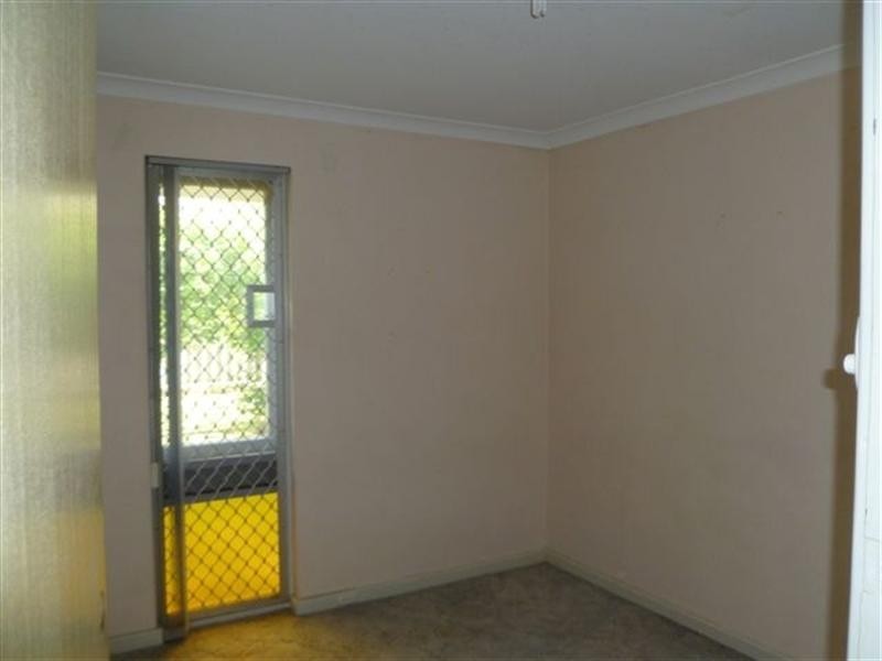 16 Devonshire Terrace, Armadale WA 6112