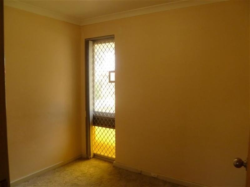 16 Devonshire Terrace, Armadale WA 6112