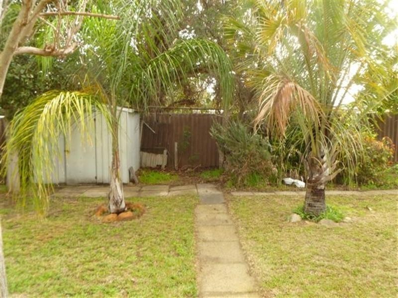 11 Rupert Street, Armadale WA 6112