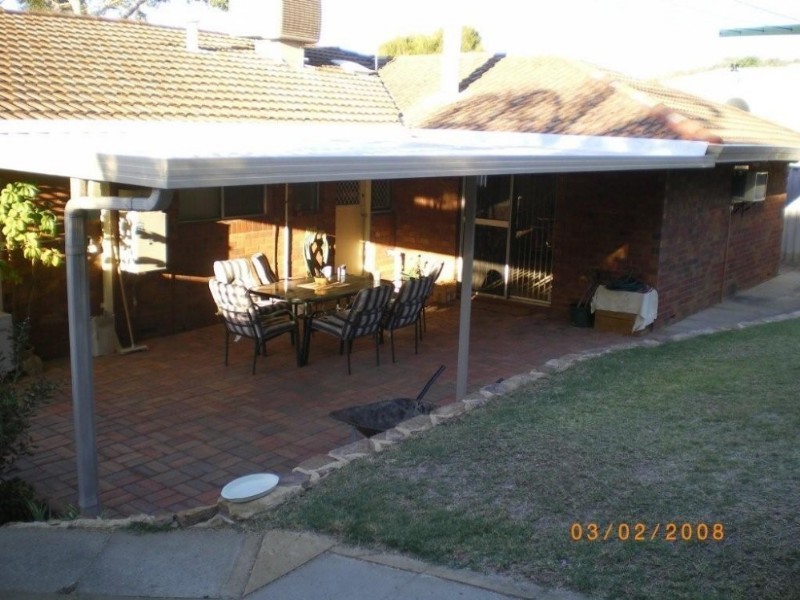 9 Hillside Road, Mount Richon WA 6112