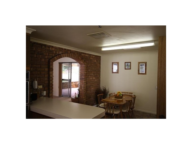 9 Hillside Road, Mount Richon WA 6112