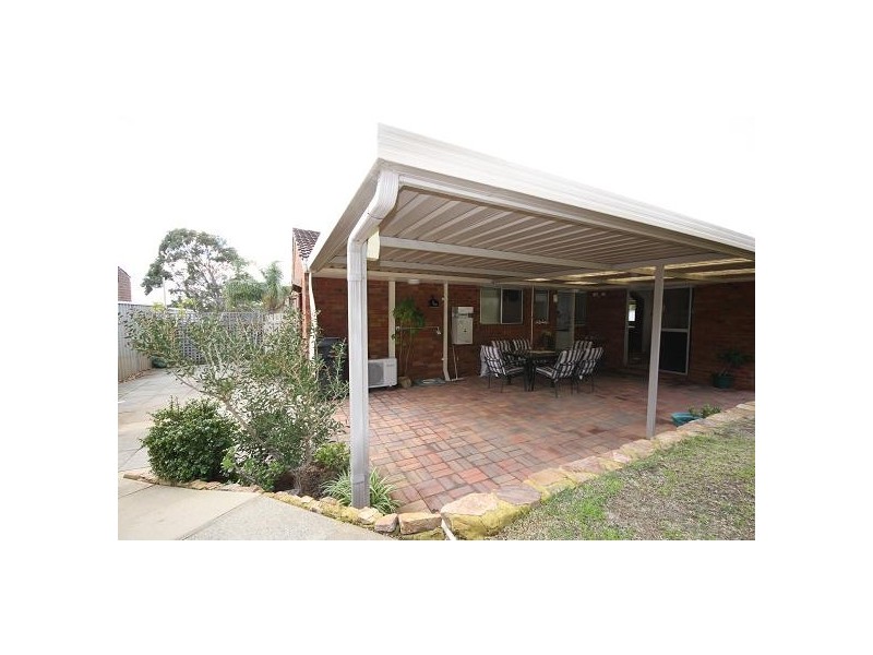 9 Hillside Road, Mount Richon WA 6112