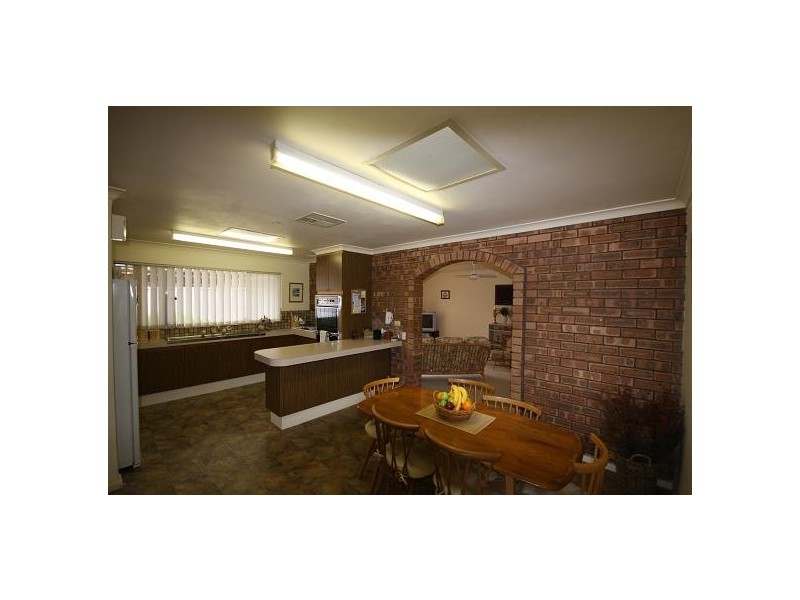 9 Hillside Road, Mount Richon WA 6112