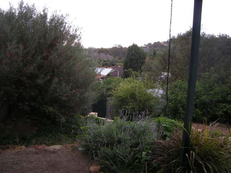 46 Amethyst Crescent, Mount Richon WA 6112