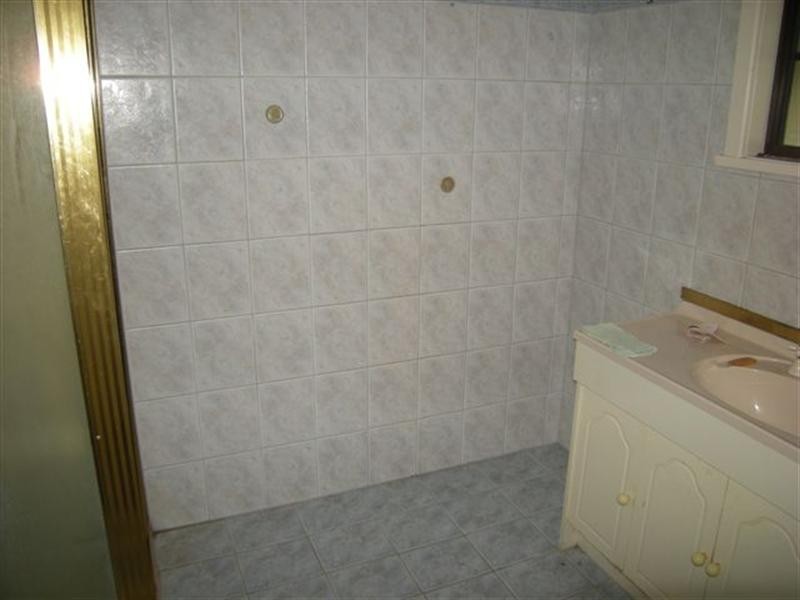 186 Urch Road, Roleystone WA 6111