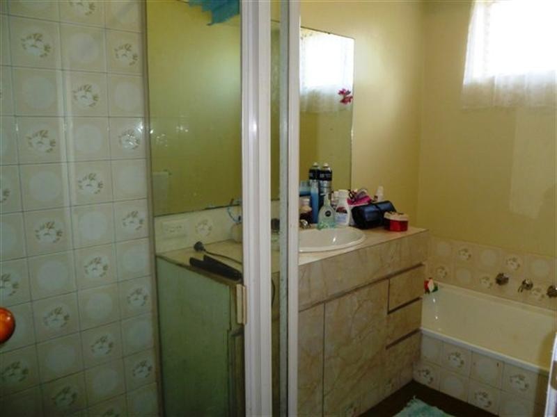 13A Tamarind Crescent, Kelmscott WA 6111