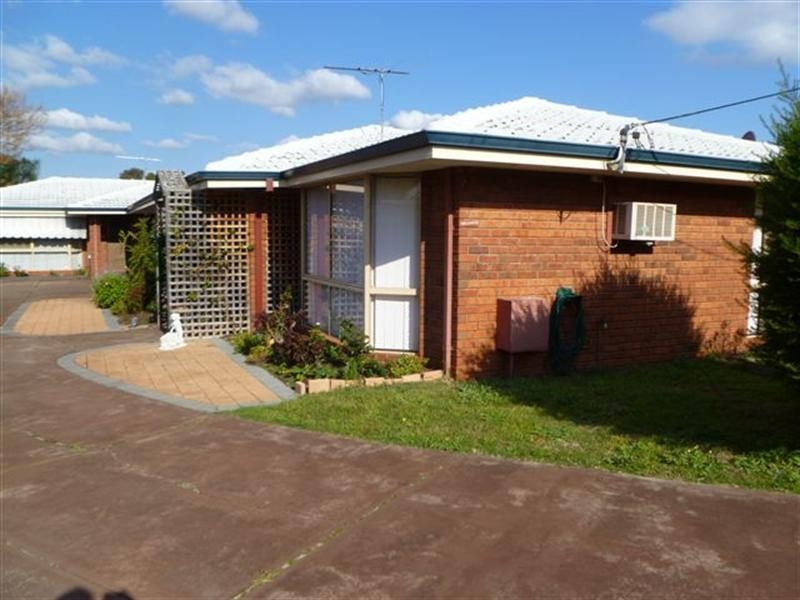 13A Tamarind Crescent, Kelmscott WA 6111