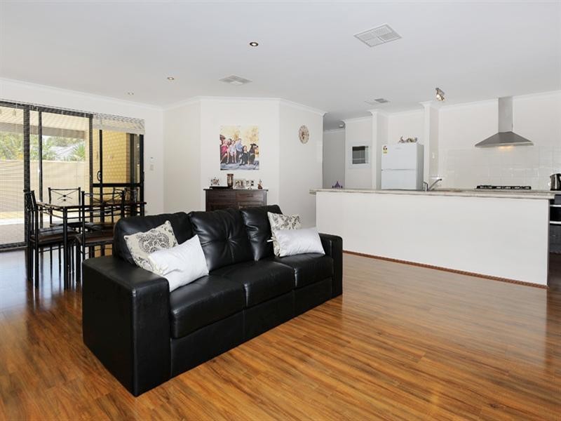 Seville Grove WA 6112