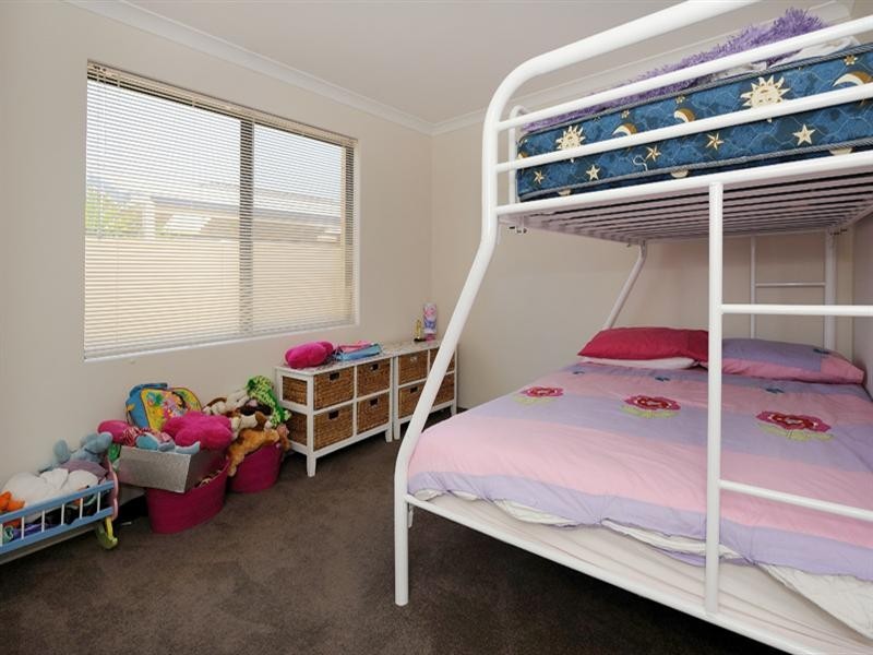 Seville Grove WA 6112