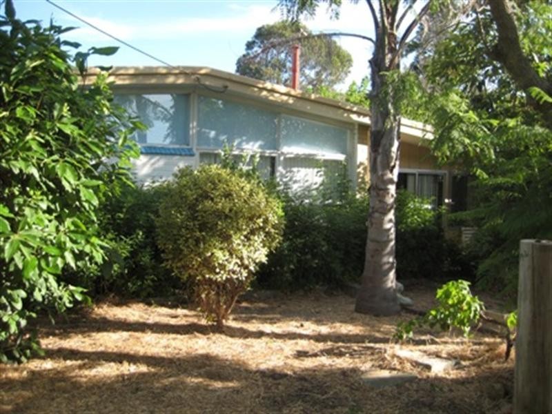 6 Werndley Street, Armadale WA 6112