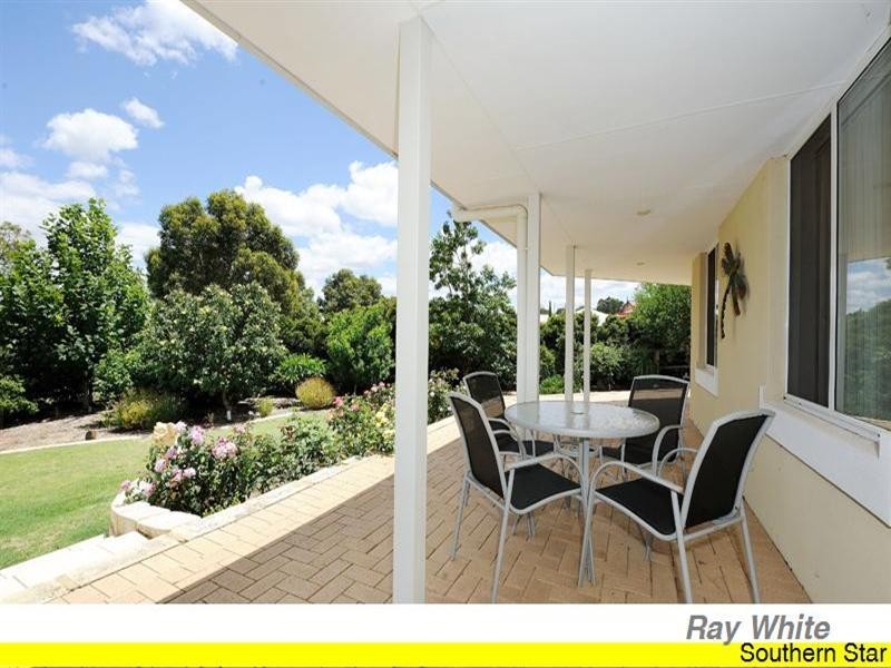 134 Bruns Drive, Darling Downs WA 6122