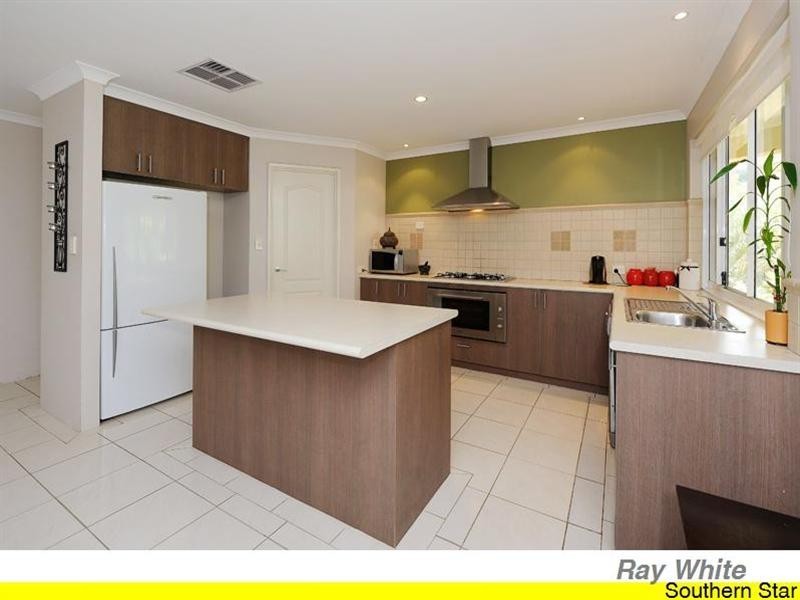 134 Bruns Drive, Darling Downs WA 6122