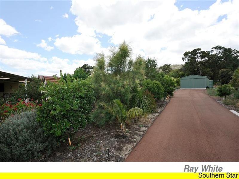 134 Bruns Drive, Darling Downs WA 6122