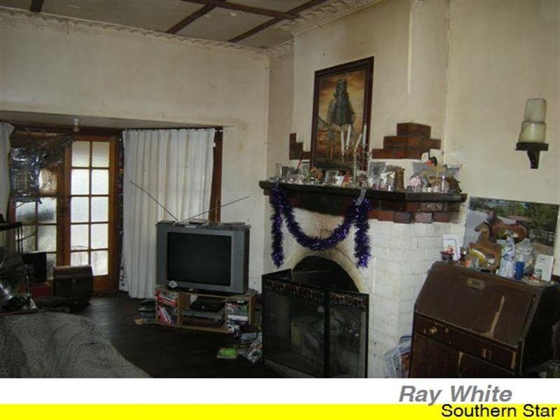 128 Station Street, Martin WA 6110