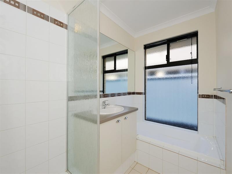 19 Quinine Crescent, Byford WA 6122