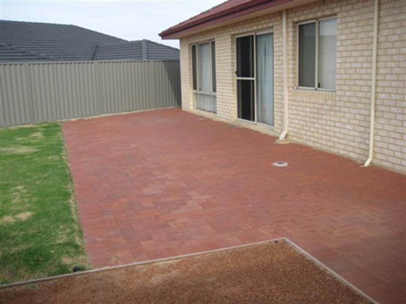 134 Columbia Street, Piara Waters WA 6112