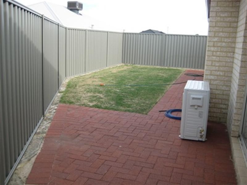 134 Columbia Street, Piara Waters WA 6112