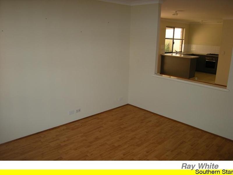 9/51 Third Avenue, Kelmscott WA 6111