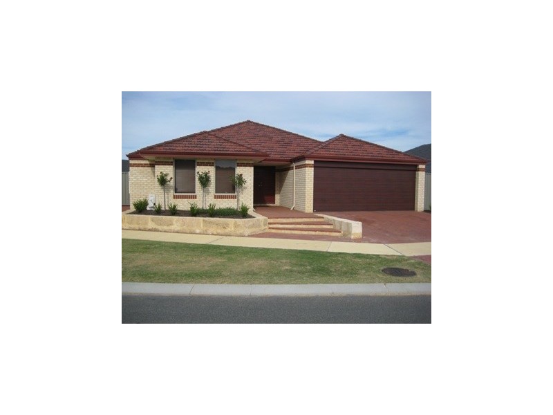 134 Columbia Parkway, Piara Waters WA 6112