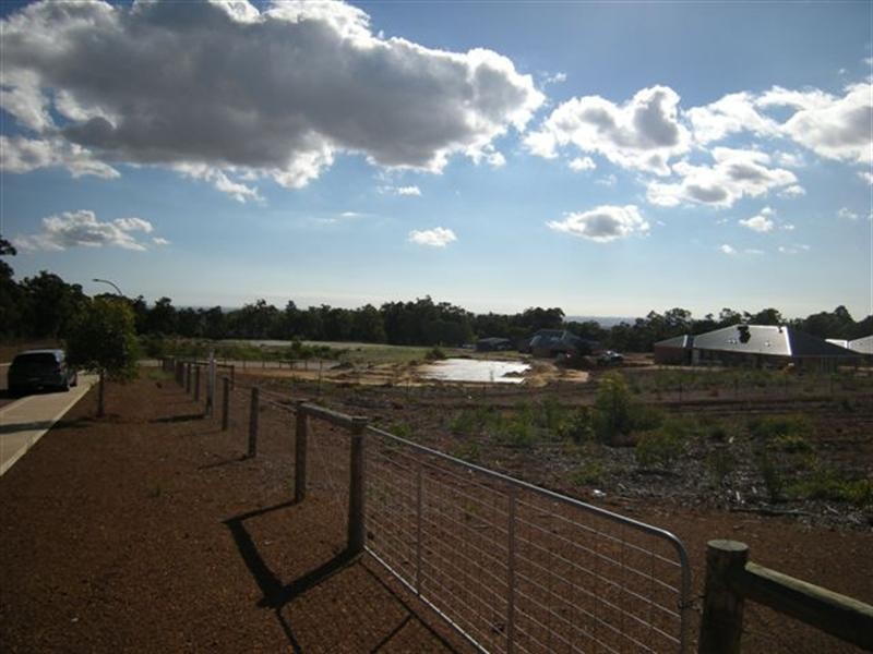 28 Observation Circle, Bedfordale WA 6112