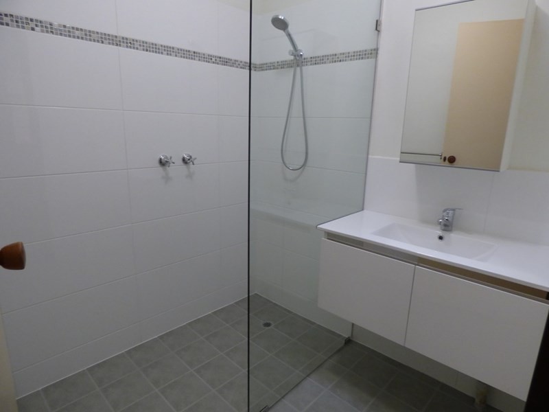 4/3 Netley Place, Armadale WA 6112