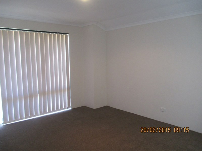 8 Redcurrant Street, Byford WA 6122