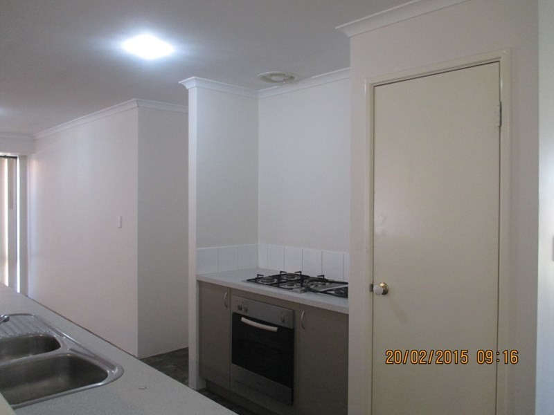 8 Redcurrant Street, Byford WA 6122