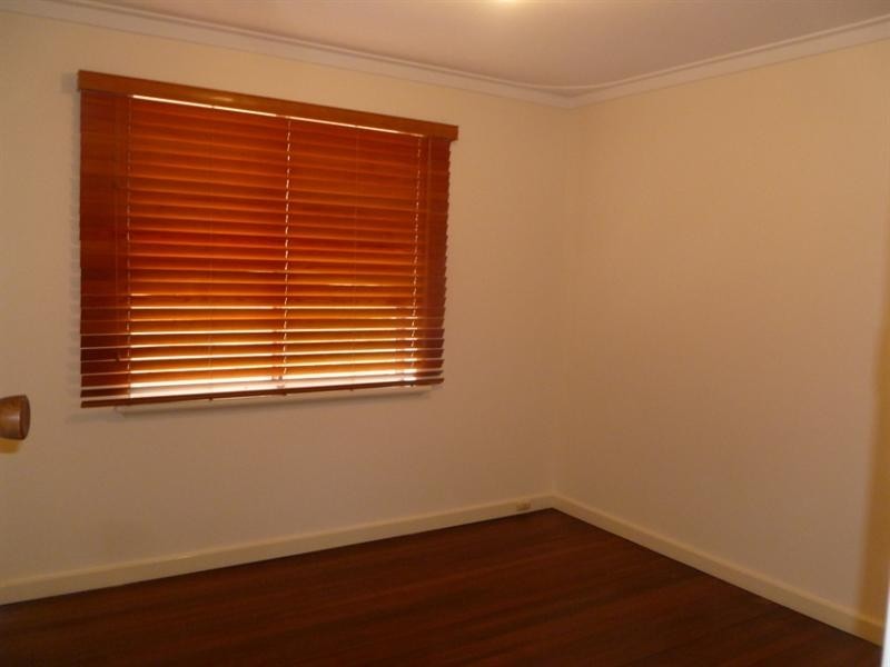 14B Ottaway Street, Kelmscott WA 6111