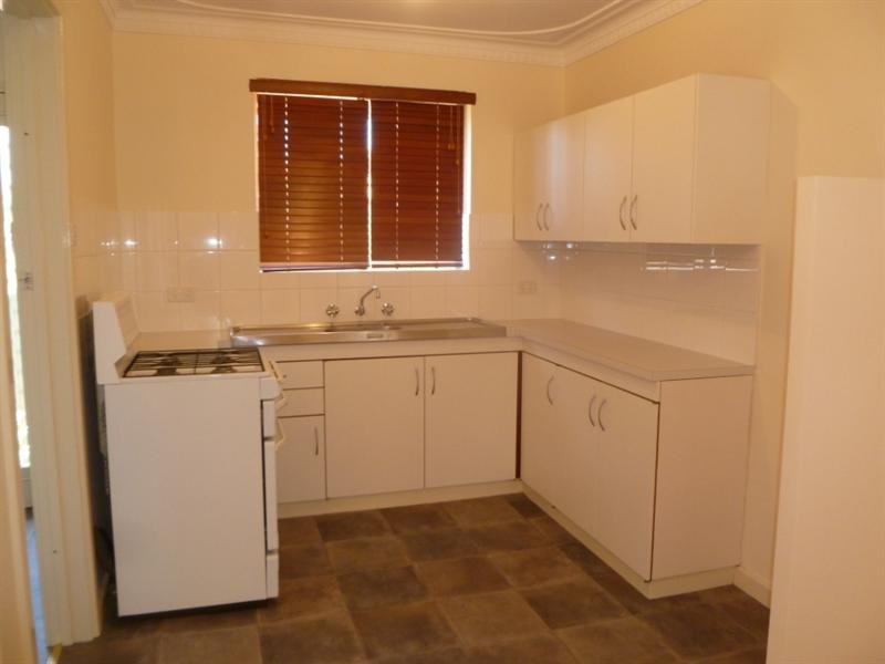 14B Ottaway Street, Kelmscott WA 6111