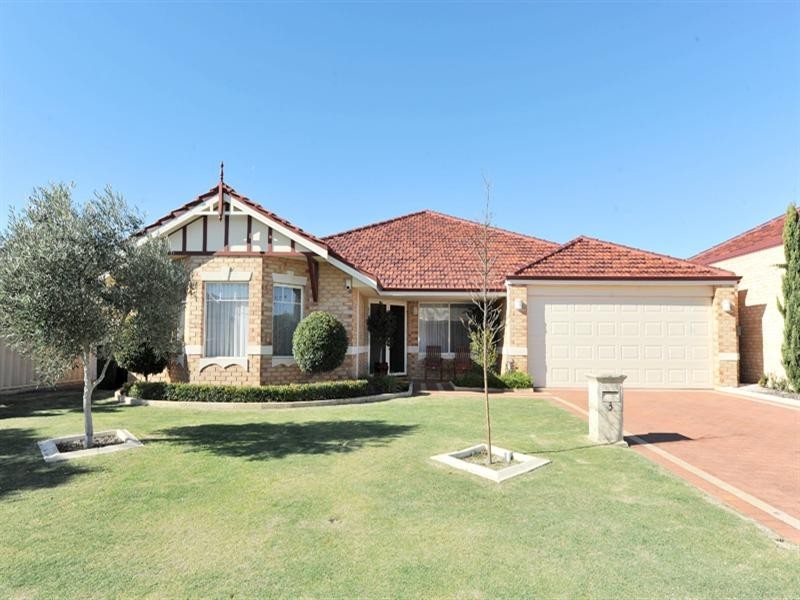 3 Lyon Road, Atwell WA 6164