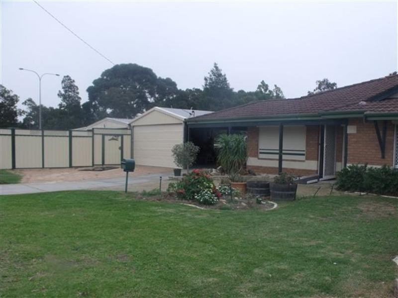 Seville Grove WA 6112