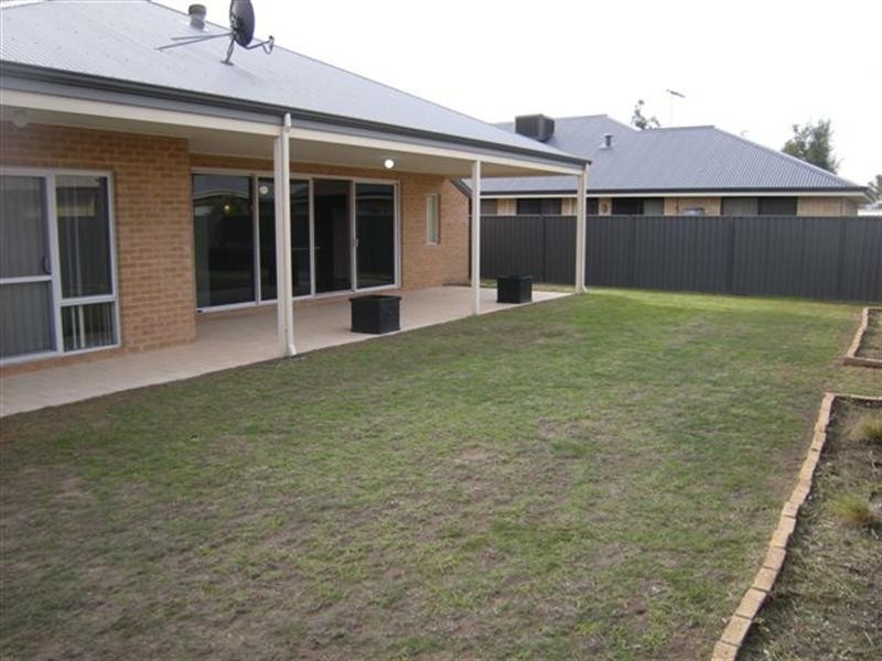 9 Counihan Bend, Harrisdale WA 6112