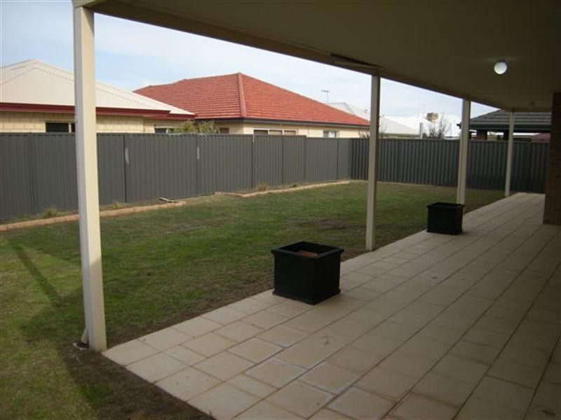 9 Counihan Bend, Harrisdale WA 6112