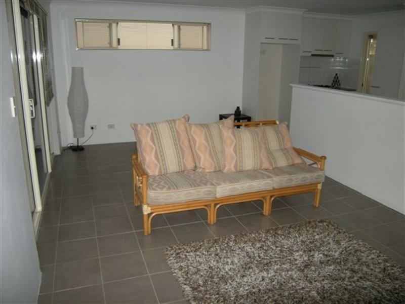 Seville Grove WA 6112