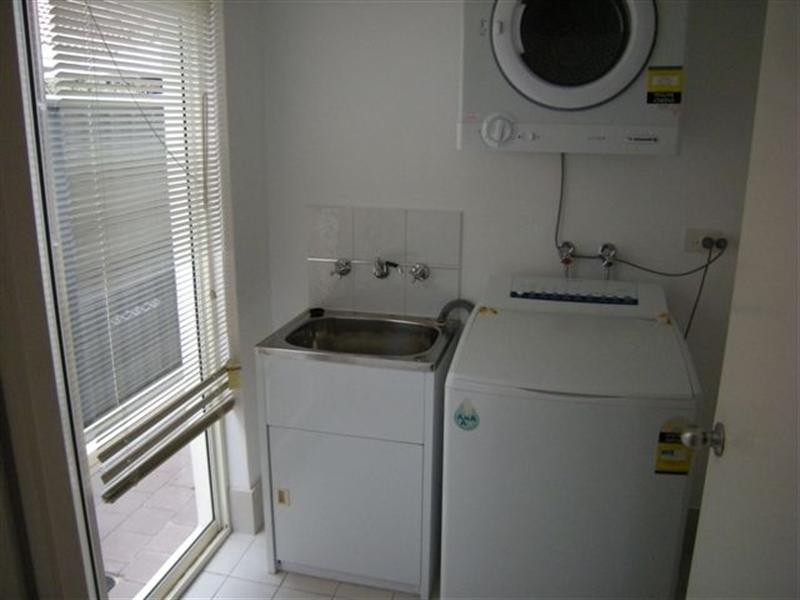 Seville Grove WA 6112