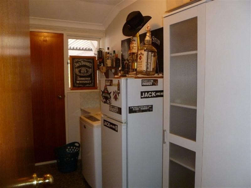 101 Grovelands Drive, Camillo WA 6111