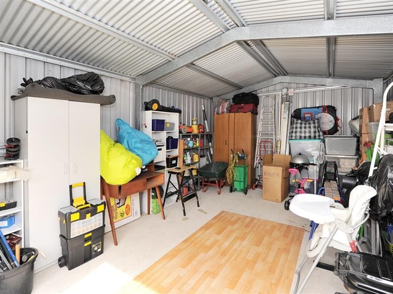 104 Strawberry Drive, Seville Grove WA 6112