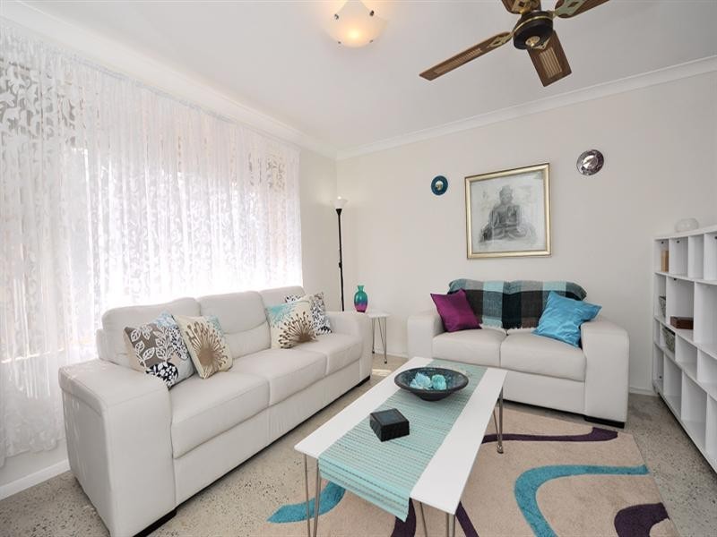 104 Strawberry Drive, Seville Grove WA 6112