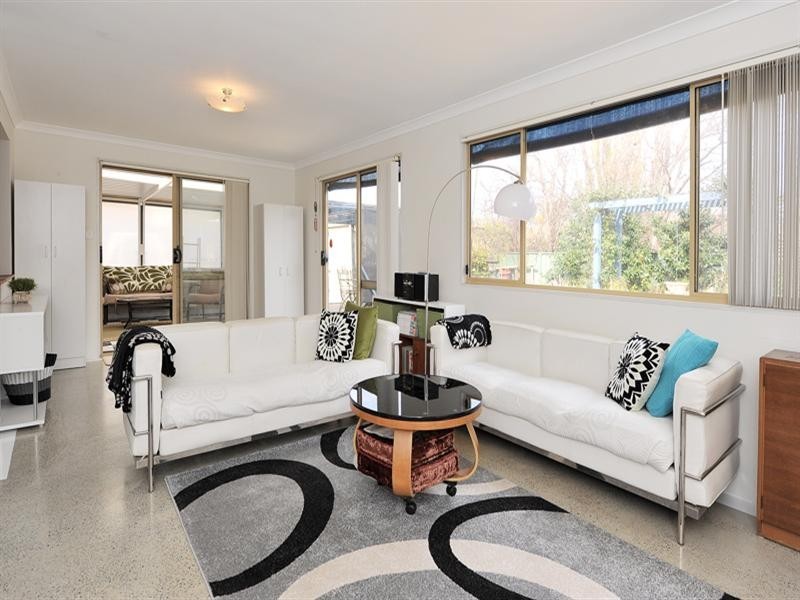 104 Strawberry Drive, Seville Grove WA 6112