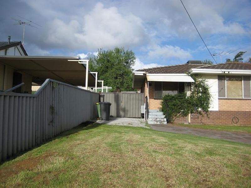 150A South Western Highway, Mount Richon WA 6112