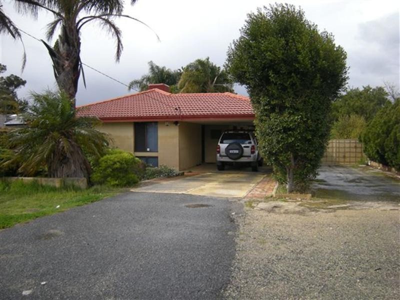 94 Third Avenue, Kelmscott WA 6111